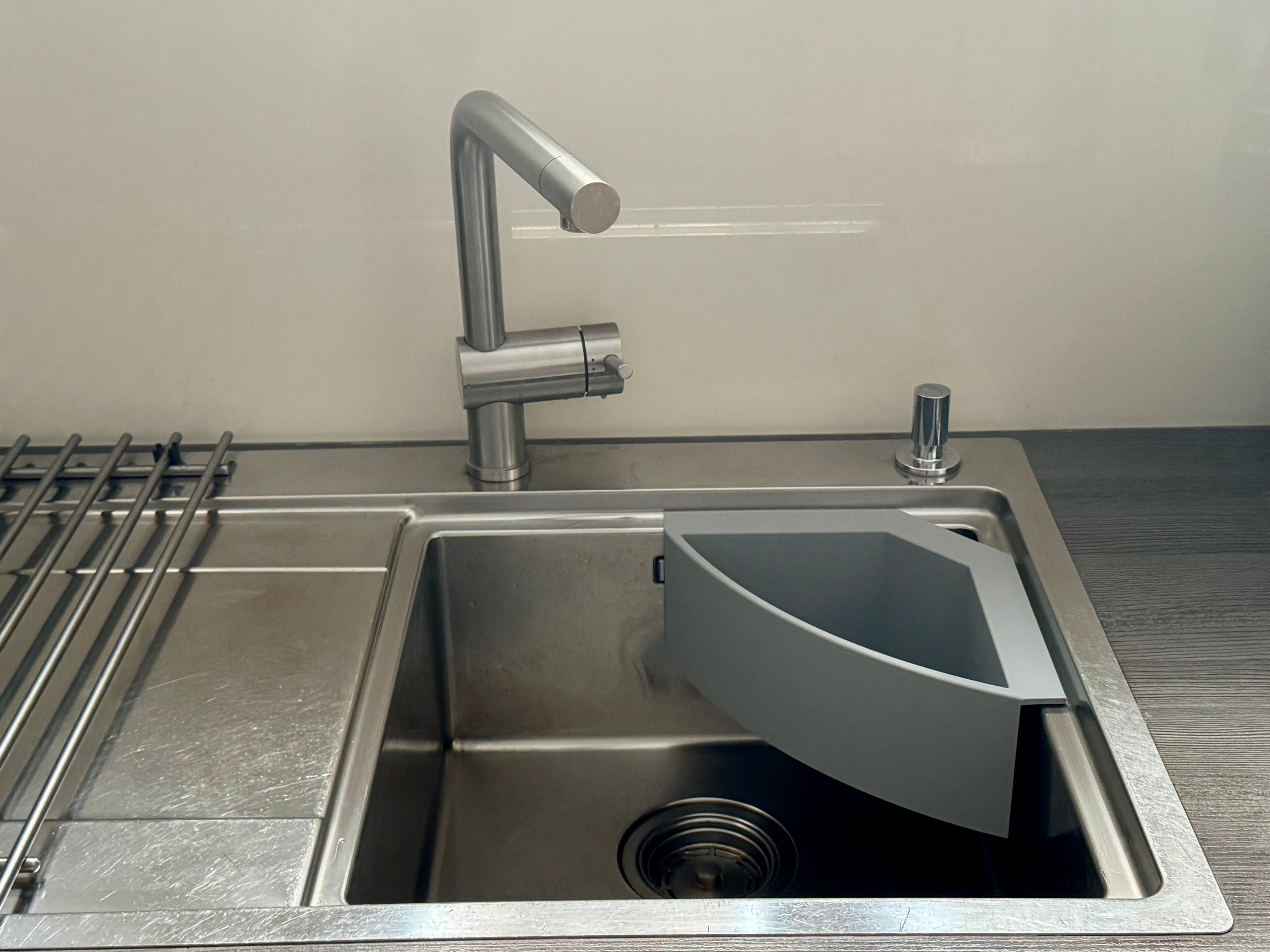 Corner Sink Drainer Tray